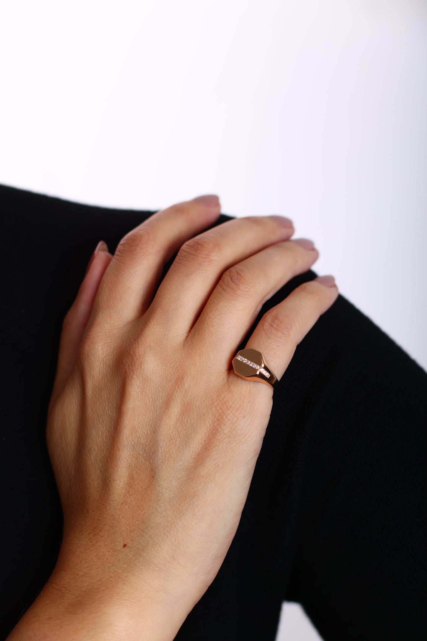 Ring, Line Contour
