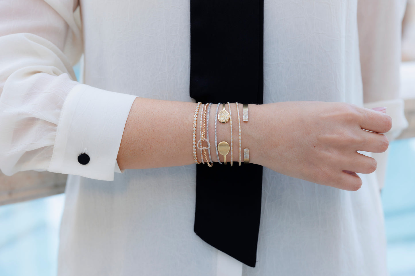 Bracelet, Rigid
